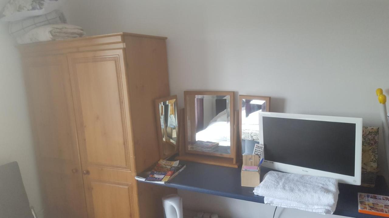 Pat'S Place Apartment Ballaghaderreen Exterior photo